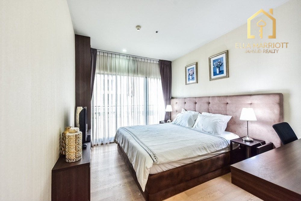 2-Bedroom Condo at Noble Refine — 5 min walk to BTS Phrom Phong 8