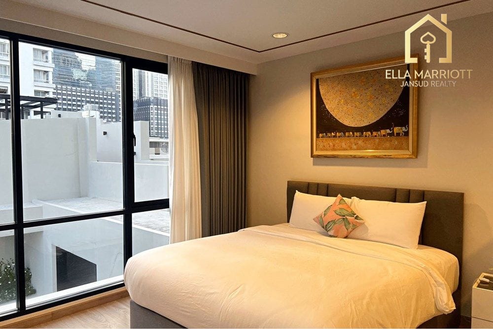 4-Bedroom Condo for Rent - 229sqm Family Suite, Newly Renovated 6