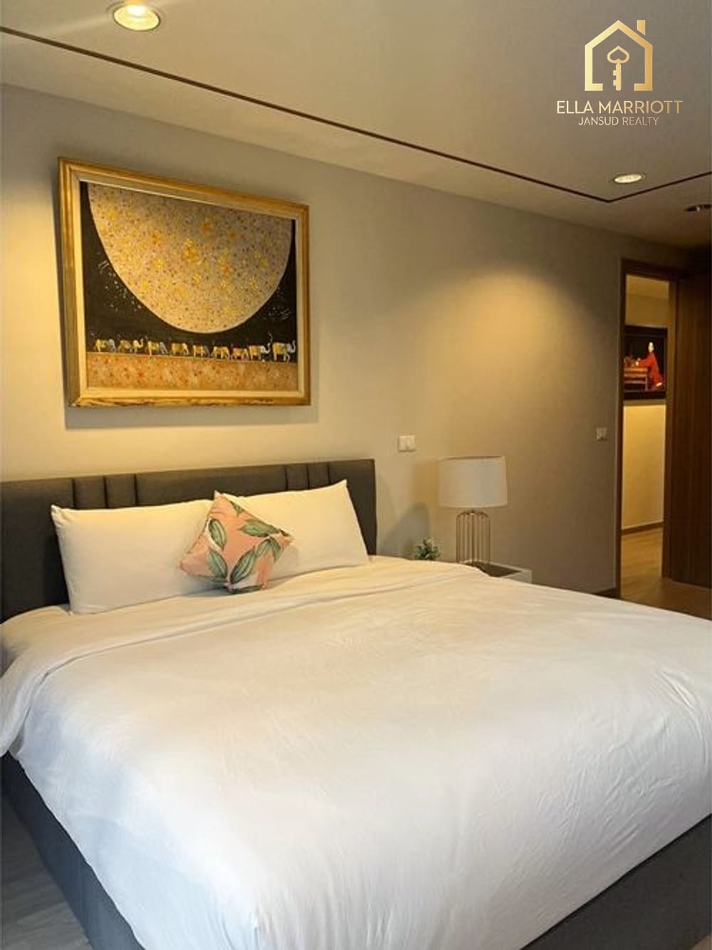 4-Bedroom Condo for Rent - 229sqm Family Suite, Newly Renovated 7