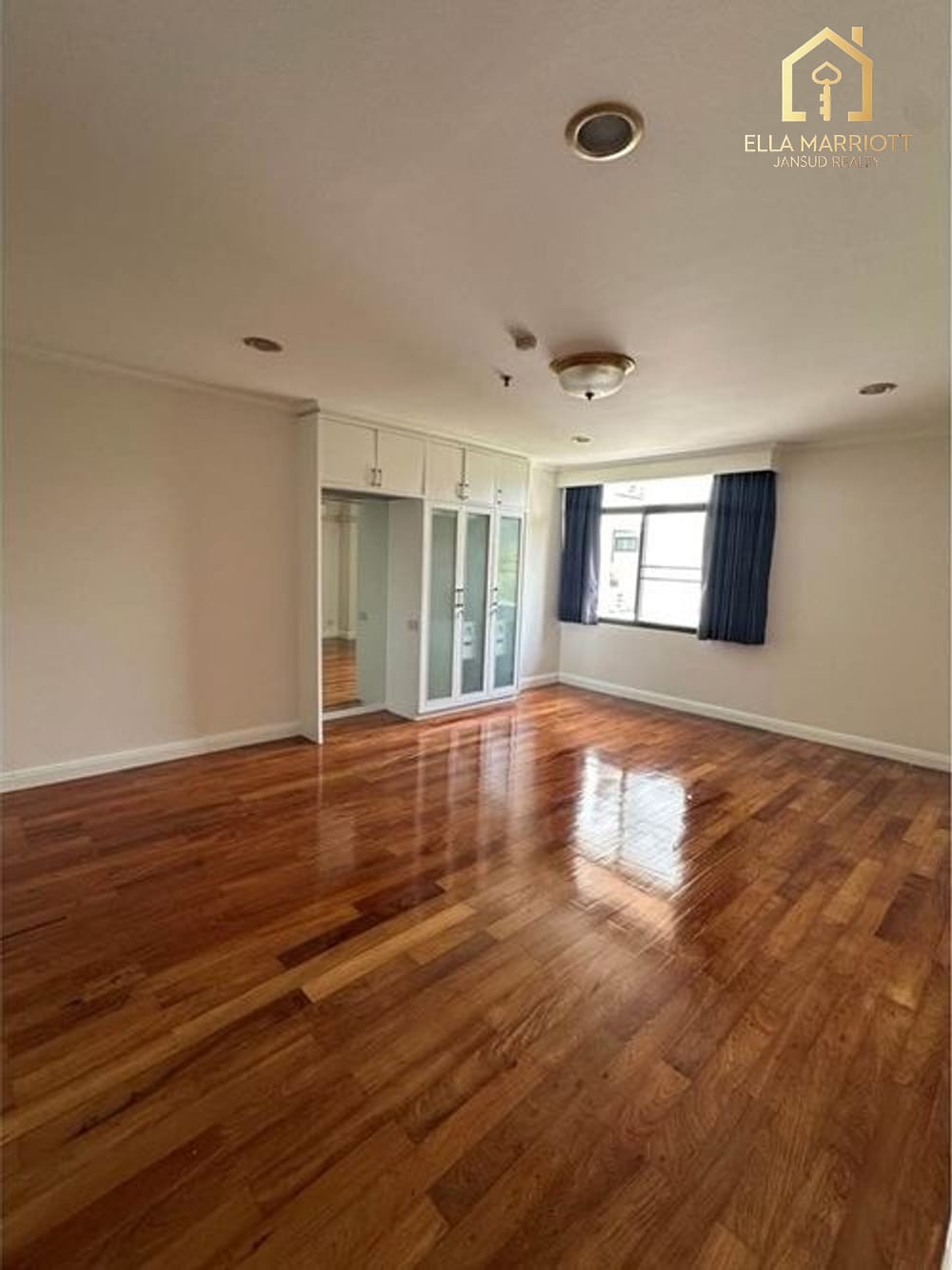 4-Bedroom Condo for Rent - 830sqm Duplex with Private Garden 12