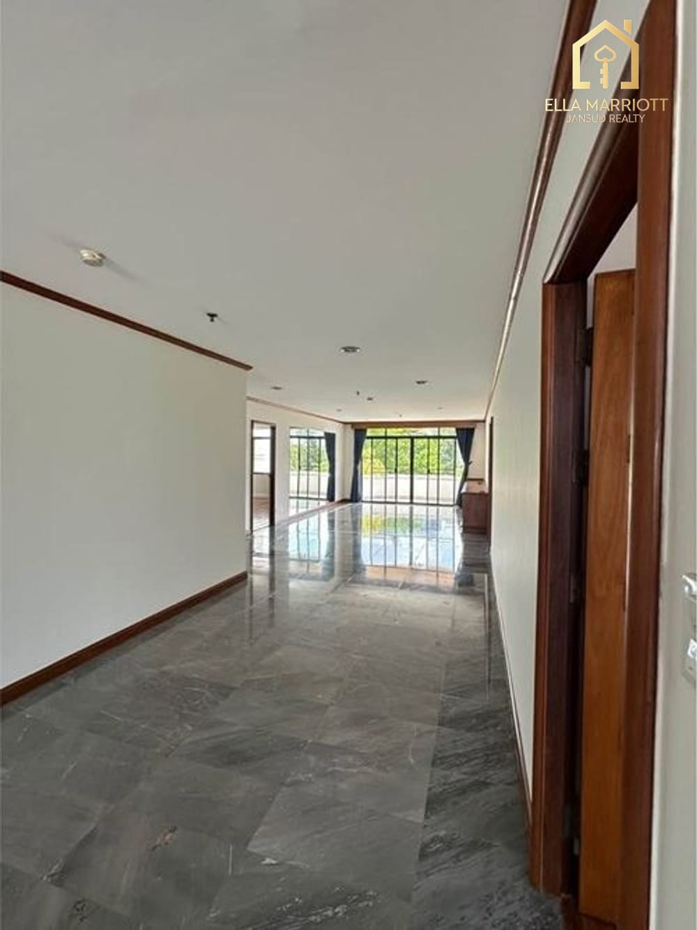 4-Bedroom Condo for Rent - 830sqm Duplex with Private Garden 14