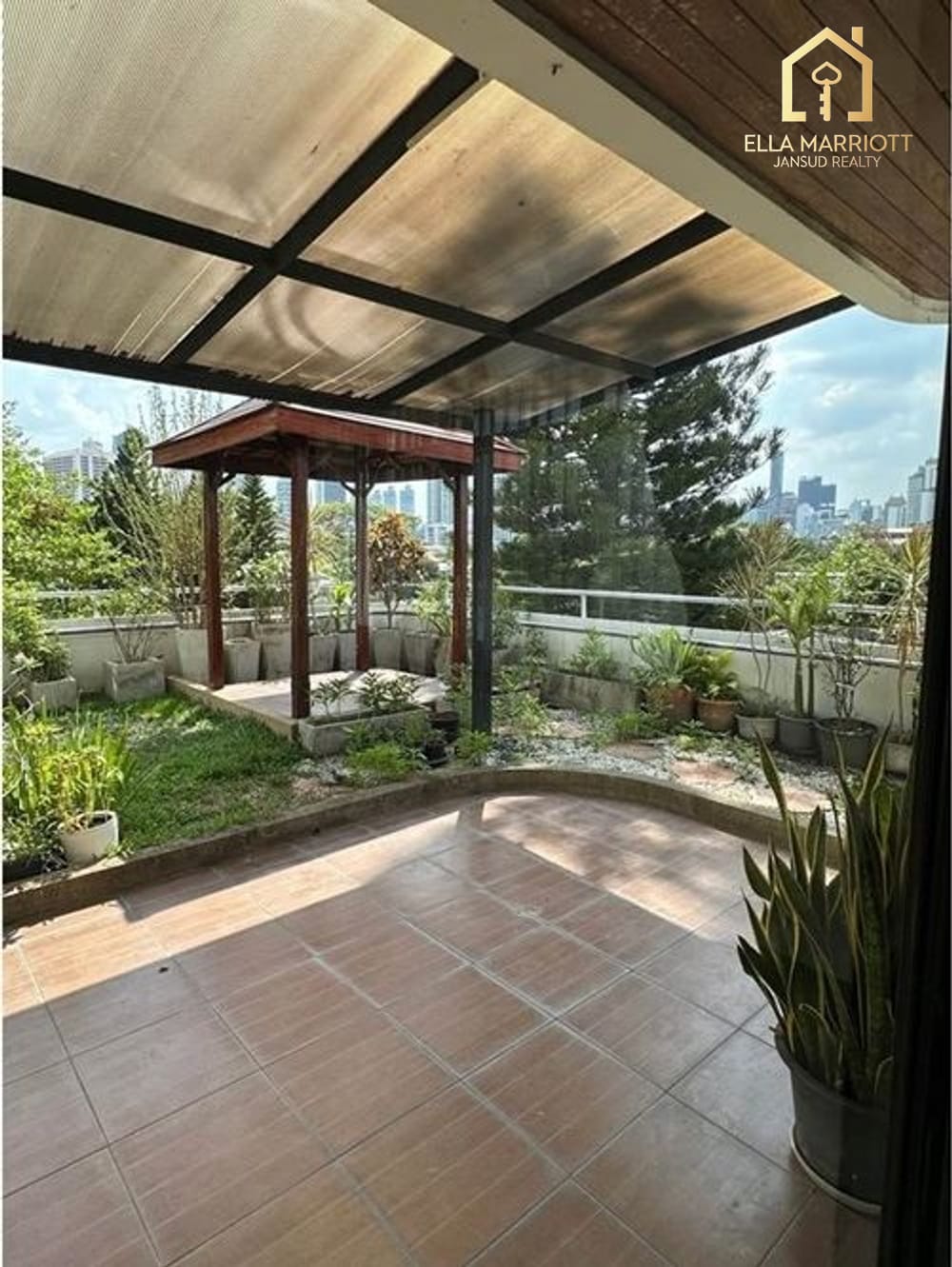 4-Bedroom Condo for Rent - 830sqm Duplex with Private Garden 3