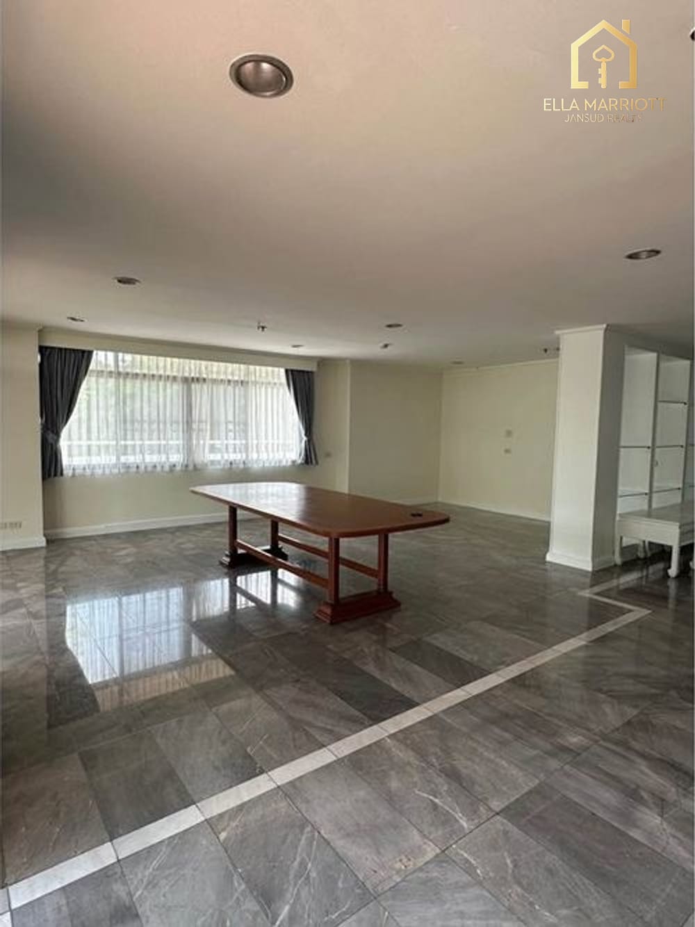 4-Bedroom Condo for Rent - 830sqm Duplex with Private Garden 6