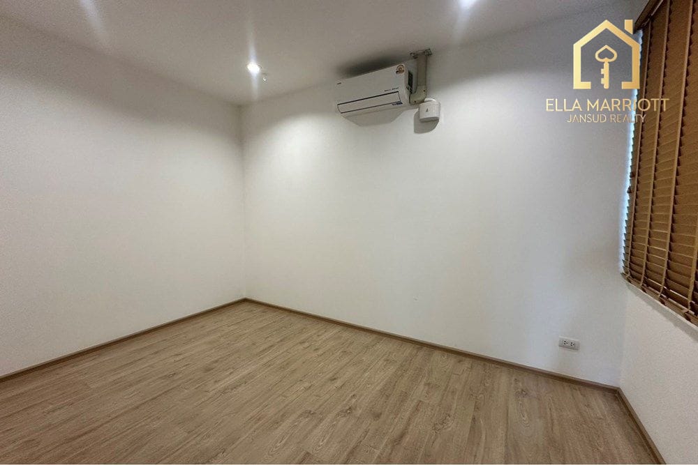 Hot Price 55K | Estara Haven Pattanakarn | 3.5-Storey 3BR | Pets OK 13