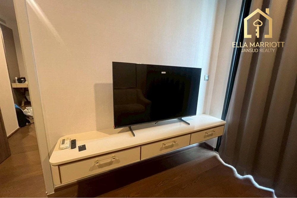 1-Bedroom Condo at Ideo Q Sukhumvit 36 3