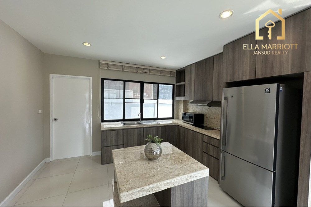 Rent 75K | Bless Town Sukhumvit 50 | 300sqm 3BR | Pets OK 5