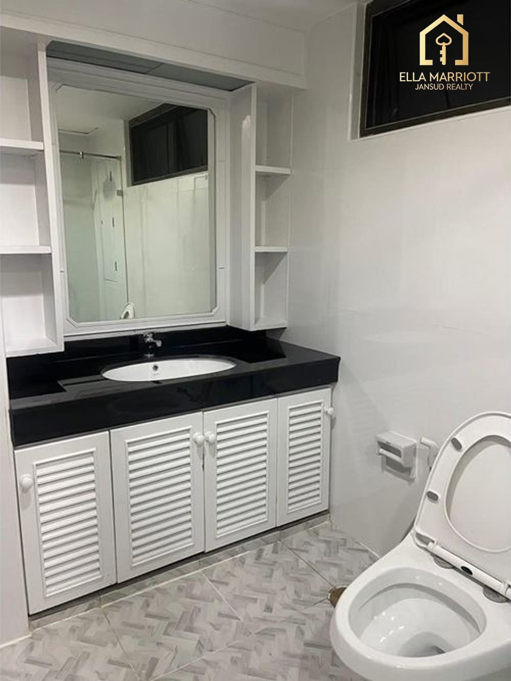 3-Bedroom Apartment for Rent at Sukhumvit 4 - 250sqm, Pet-Friendly 12