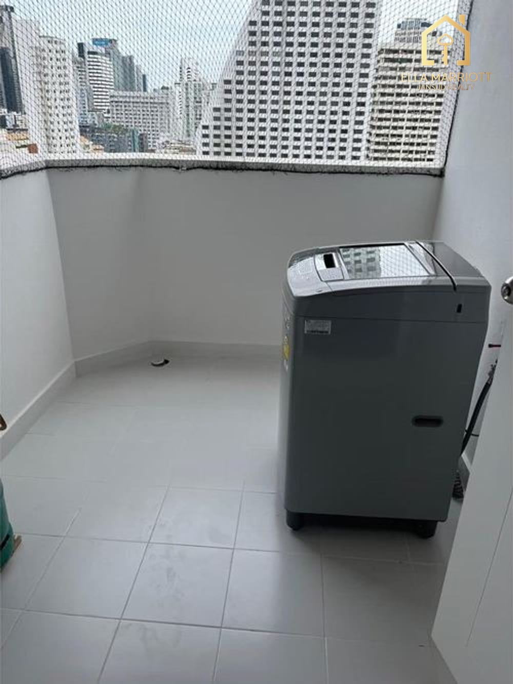 3-Bedroom Apartment for Rent at Sukhumvit 4 - 250sqm, Pet-Friendly 15