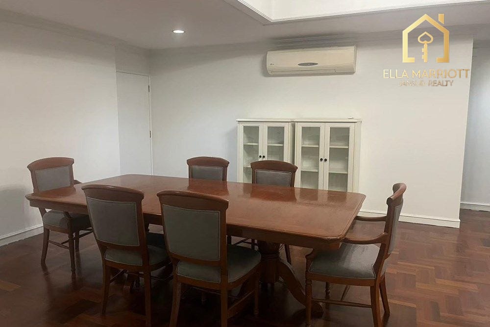 3-Bedroom Apartment for Rent at Sukhumvit 4 - 250sqm, Pet-Friendly 5