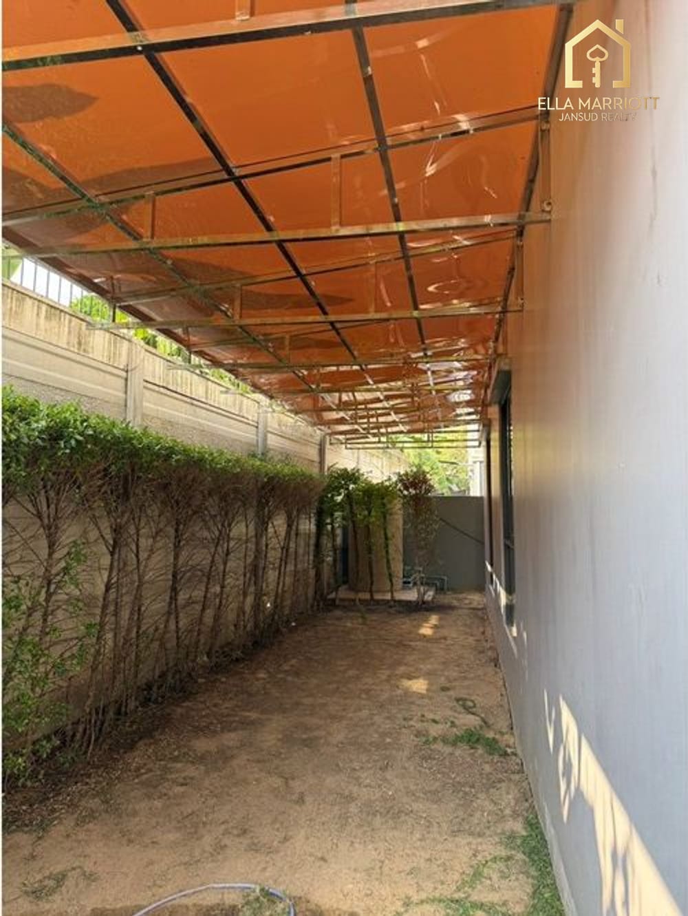 Rent 45K | Estara Haven Pattanakarn 20 | 3.5-Story Corner Townhome 2