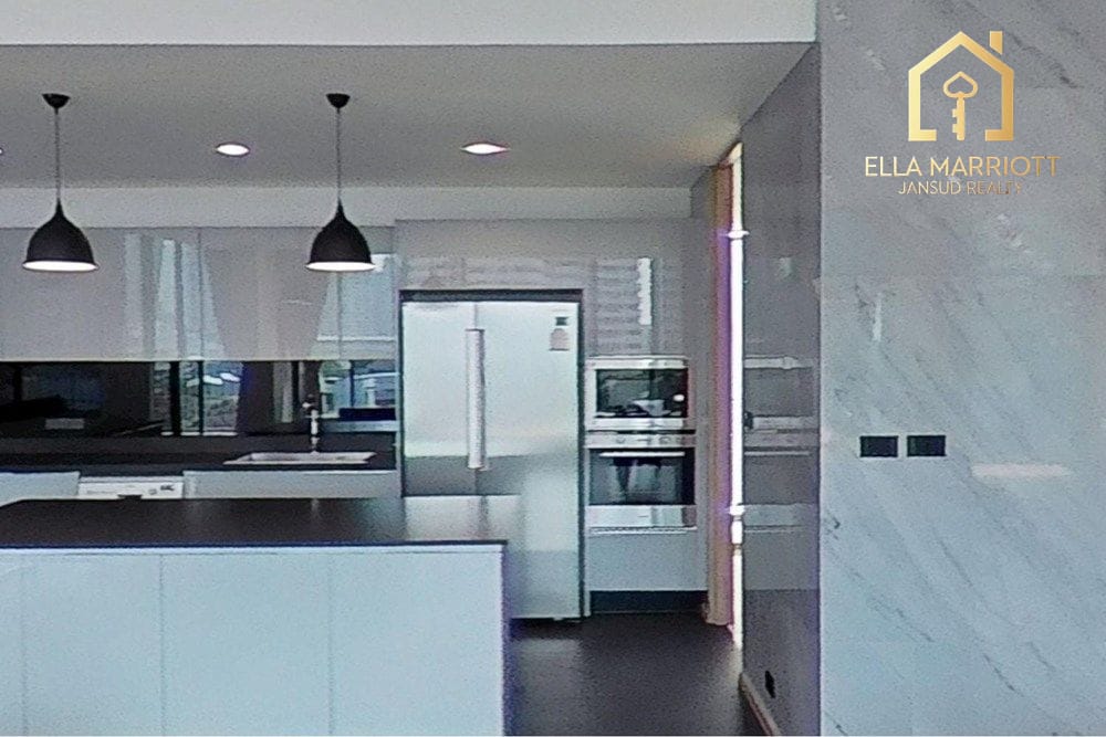 Rent 300K | 375sqm Whole-Floor Penthouse | 4BR + Office | Phrom Phong 5