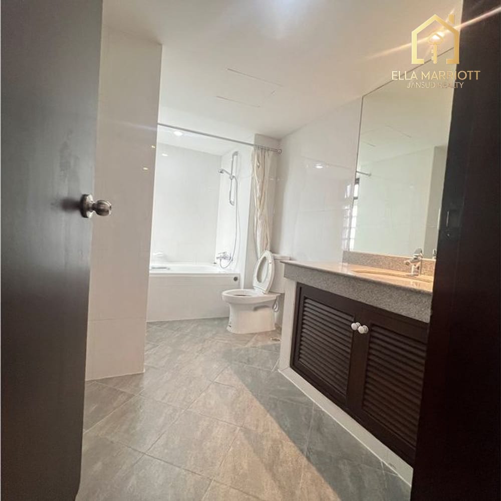 Rent 115K | 290sqm Luxury 3BR | Sukhumvit 24 | High-Floor | Pets OK 12