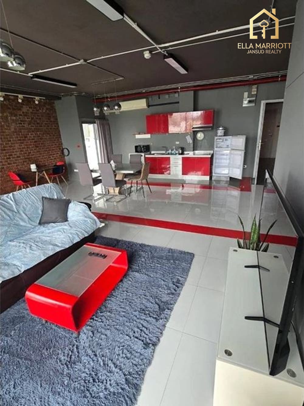 5-Storey Mixed-Use Building | Ekkamai 22 | 2,200sqm | Rare 1