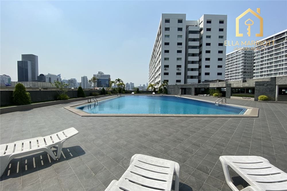 2-Bedroom Condo at Thonglor Soi 18 - 100sqm Duplex 11