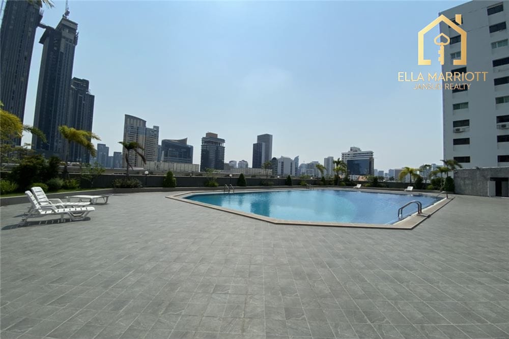 2-Bedroom Condo at Thonglor Soi 18 - 100sqm Duplex 12