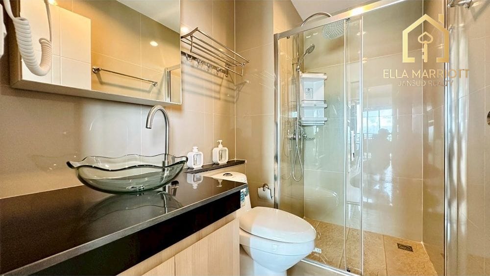 1-Bedroom Condo in Pattaya with Sea View 10