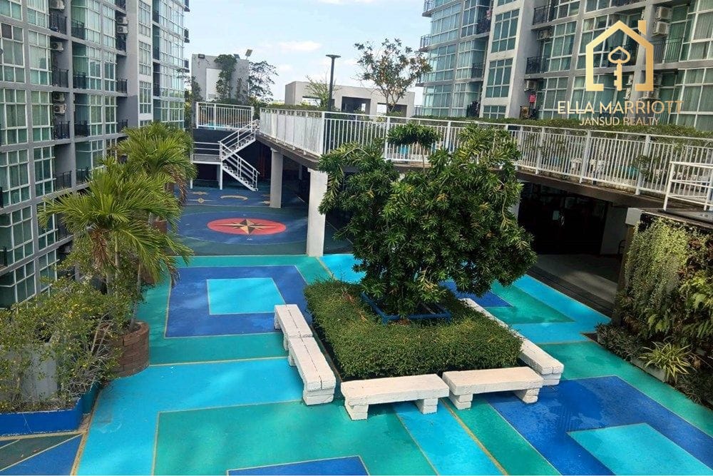 1-Bedroom Condo in Pattaya with Sea View 14