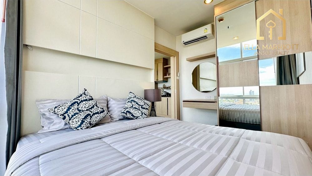1-Bedroom Condo in Pattaya with Sea View 8