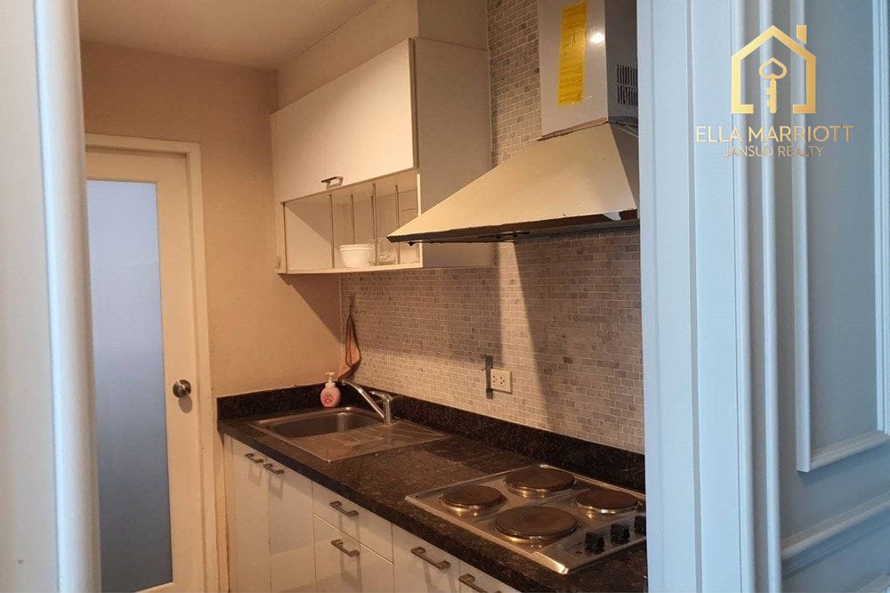 1-Bedroom Condo at Baan Siri 24, Sukhumvit 10