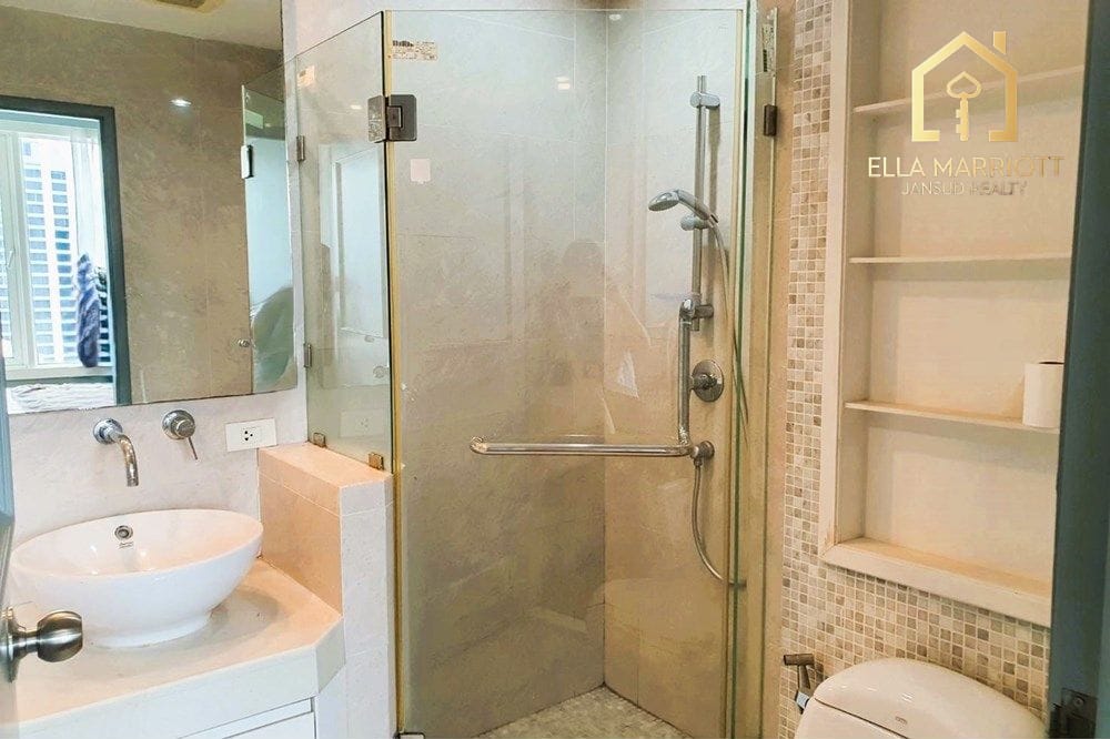 1-Bedroom Condo at Baan Siri 24, Sukhumvit 9