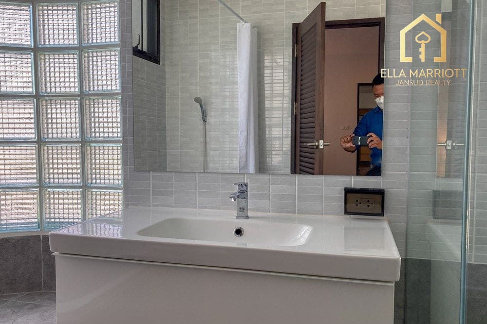Geräumige Familiensuite mit 3 Schlafzimmern zur Miete für 130.000 in Sukhumvit 49 – Haustierfreundliches Apartment. 16