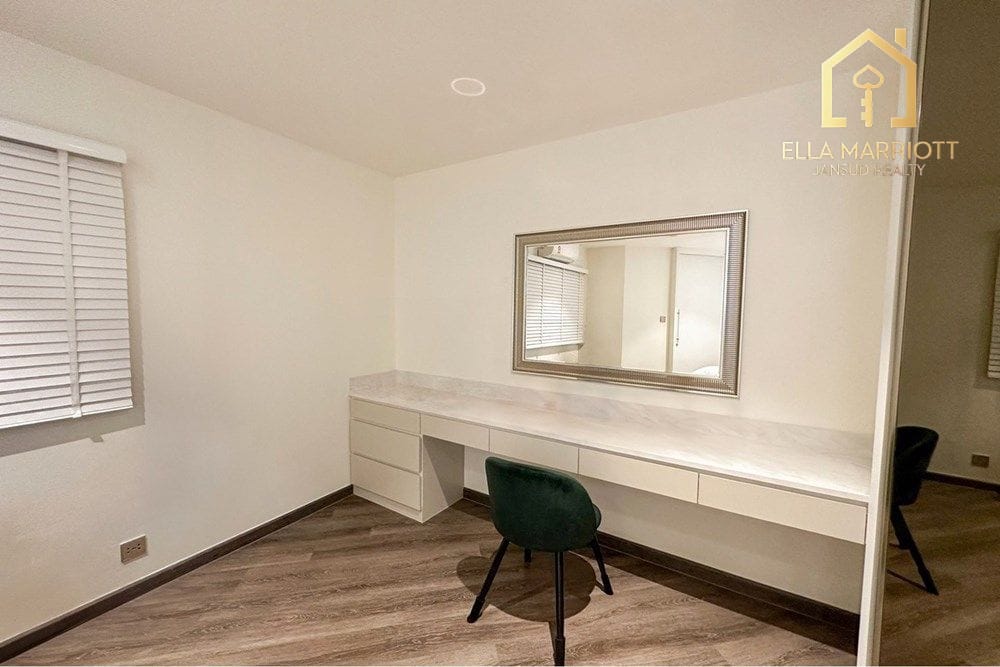 3-Schlafzimmer-Eigentumswohnung im D.S. Tower 2 Sukhumvit 39 8