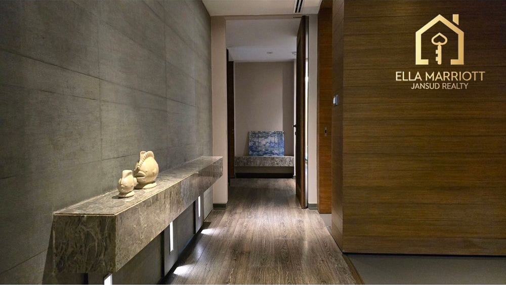 3-Bedroom Condo at The Crest Ruamrudee — 13 min walk to BTS Phloen Chit 7