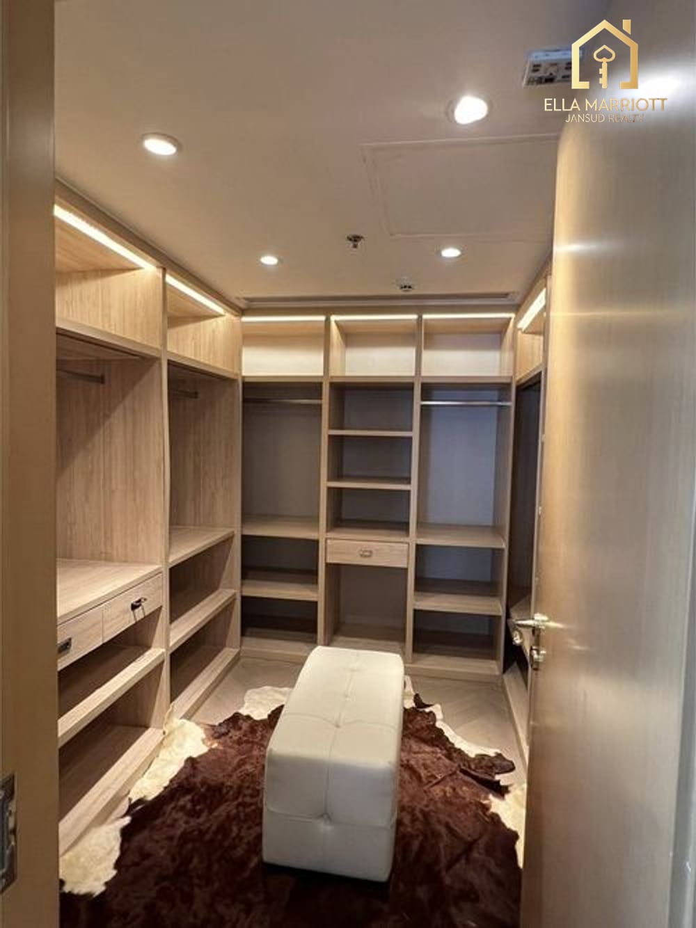 4-Bedroom Condo at Le Raffine Sukhumvit 24 — 10 min walk to BTS Phrom Phong 14