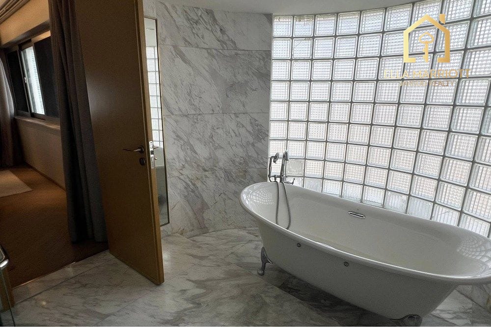 4-Bedroom Condo at Le Raffine Sukhumvit 24 — 10 min walk to BTS Phrom Phong 15