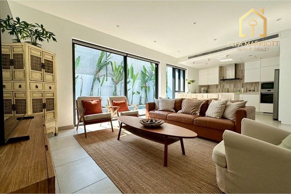4BR Detached House for Rent with Private Pool in Sukhumvit 49/14, New Renovation at 220K 4