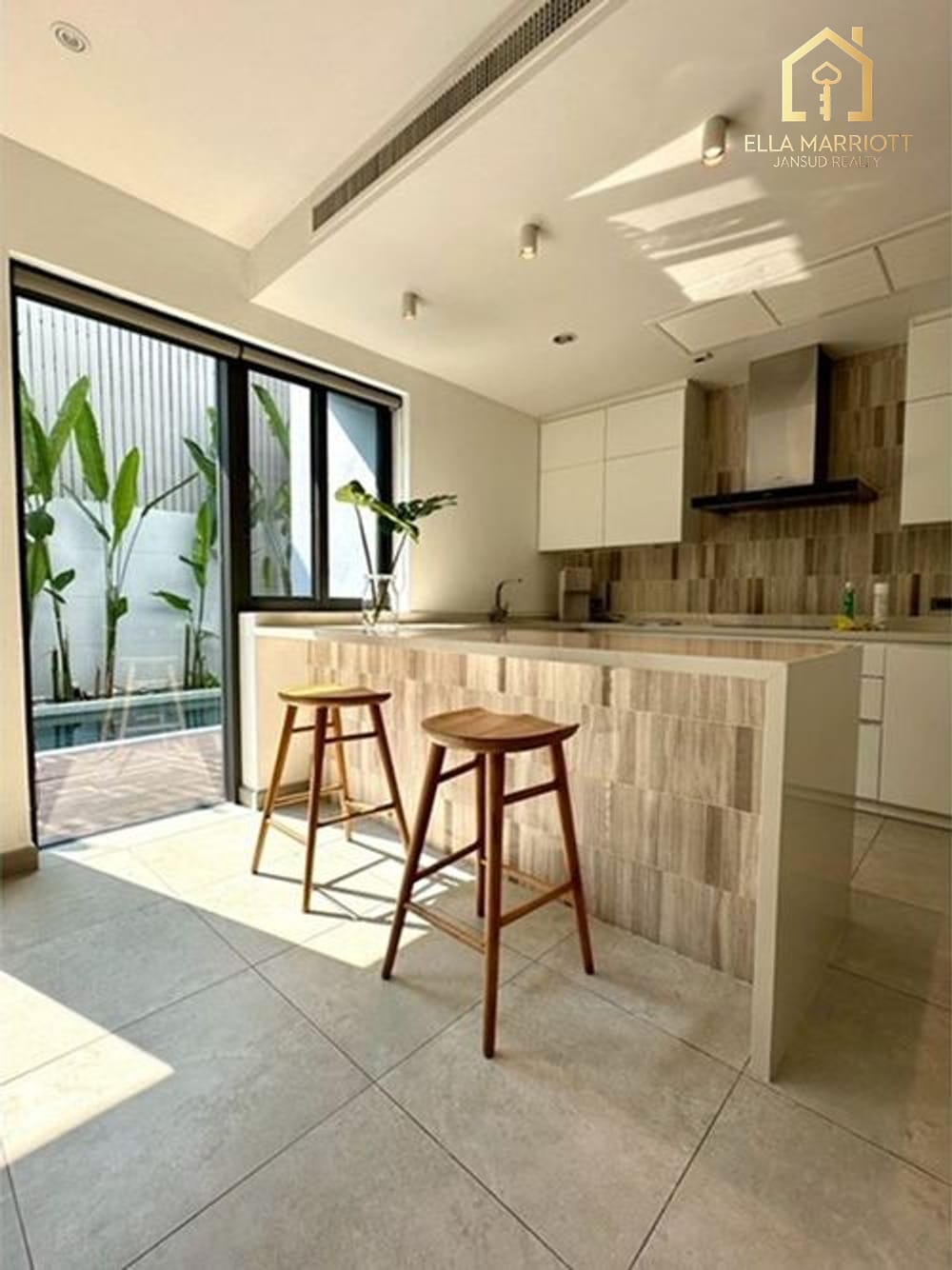 4BR Detached House for Rent with Private Pool in Sukhumvit 49/14, New Renovation at 220K 6