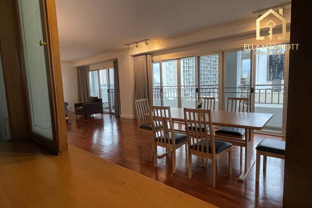 Sale 32M | 236sqm Reno 2+1BR | Sathon Park Place | Near MRT Lumphini 2