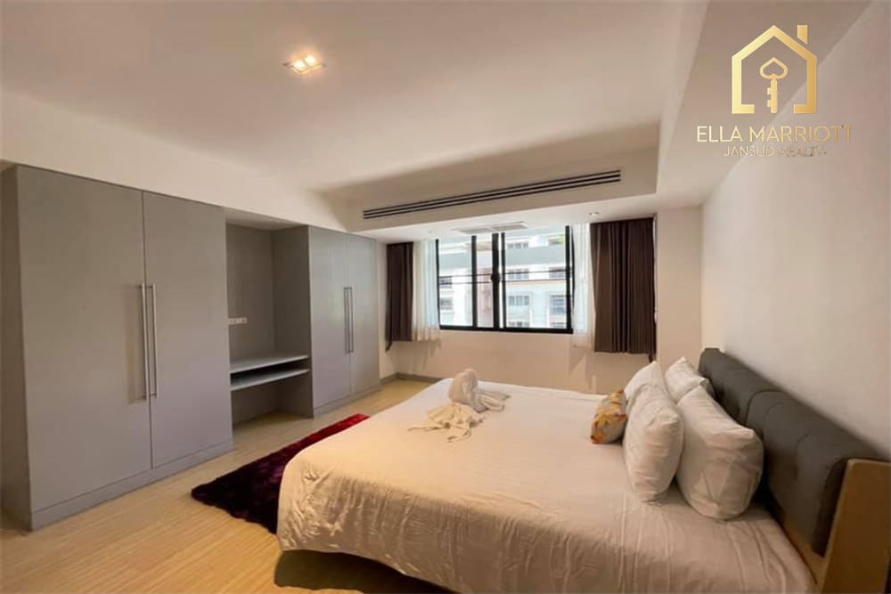 Rent 85K | 2BR | Pet-Friendly | Sukhumvit 19 Near BTS Asoke 5
