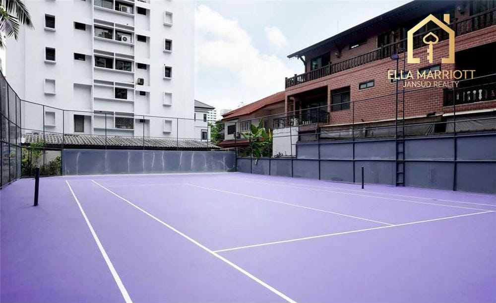 Rent 85K | 2BR | Pet-Friendly | Sukhumvit 19 Near BTS Asoke 9