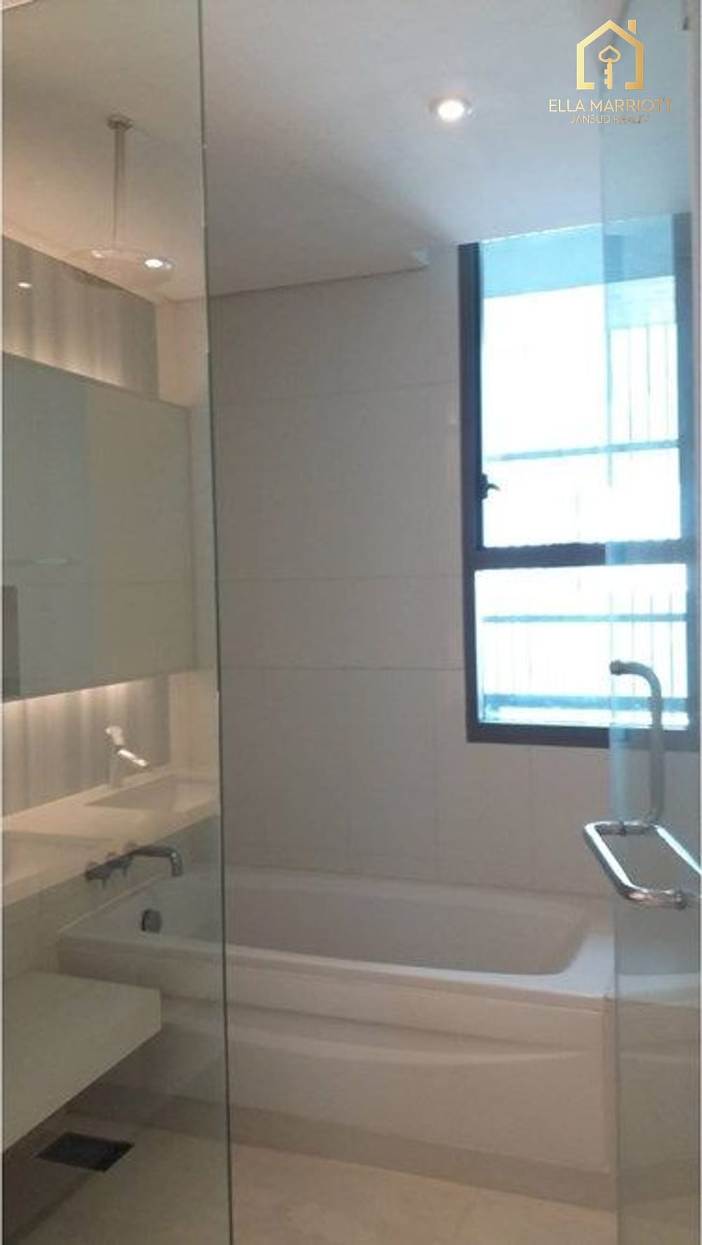 2-Zimmer-Eigentumswohnung im Aequa Sukhumvit 49 – 7 Gehminuten zur BTS Thong Lo 9