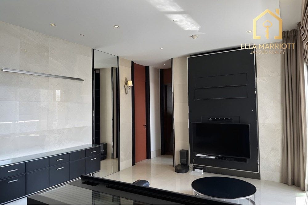 2-Schlafzimmer-Eigentumswohnung im The Infinity – 4 Gehminuten zur BTS Chong Nonsi 3