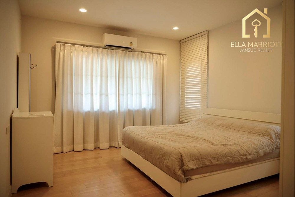 4-Bedroom Detached House in Bang Khen 14