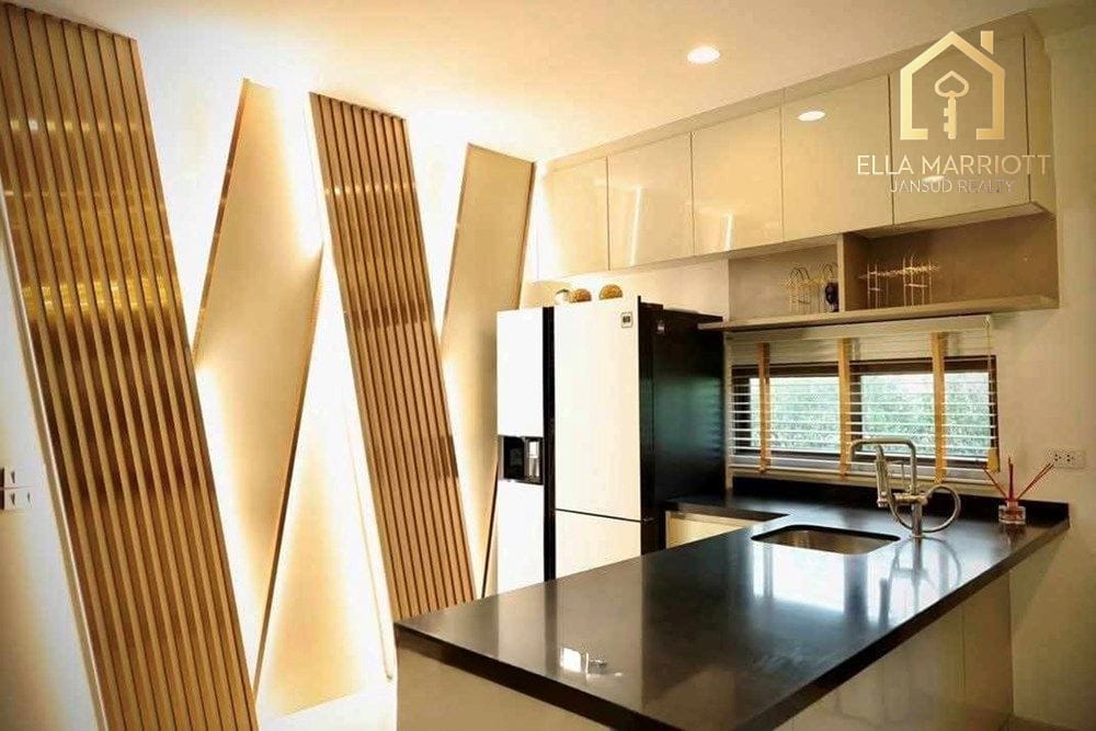 4-Bedroom Detached House in Bang Khen 6