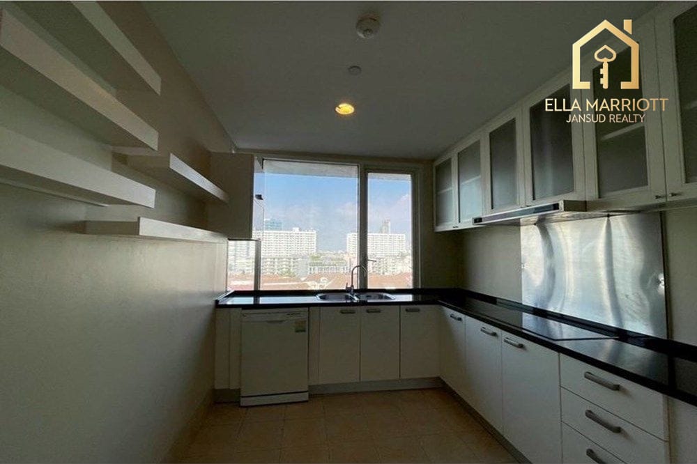 4-Bedroom Condo at Hampton Thonglor 10 — 18 min walk to BTS Thong Lo 10