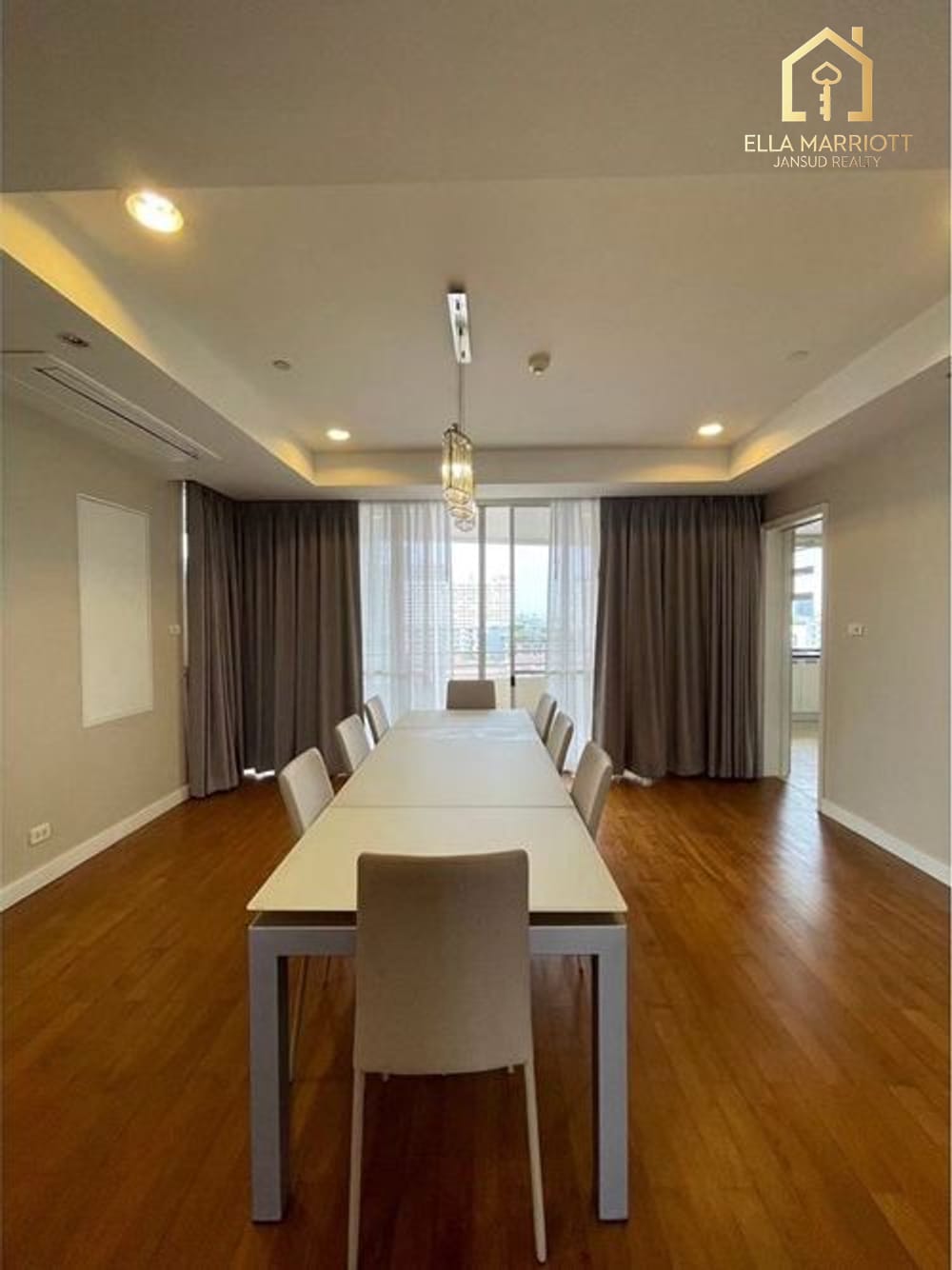 4-Bedroom Condo at Hampton Thonglor 10 — 18 min walk to BTS Thong Lo 2