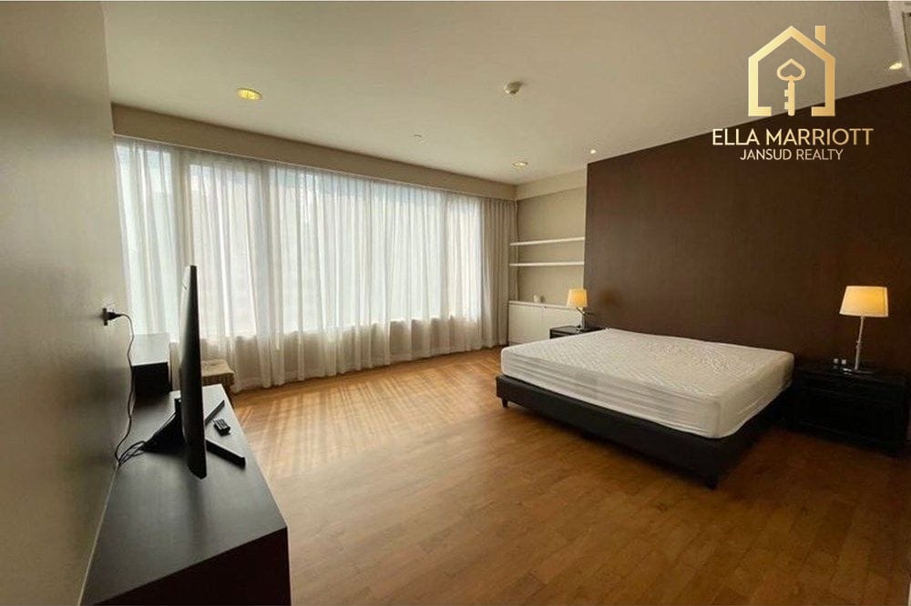 4-Bedroom Condo at Hampton Thonglor 10 — 18 min walk to BTS Thong Lo 3