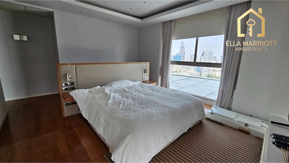 Rent 450K | AEQUA 49 | 481sqm Penthouse Duplex | 4BR | Dog-Friendly 10