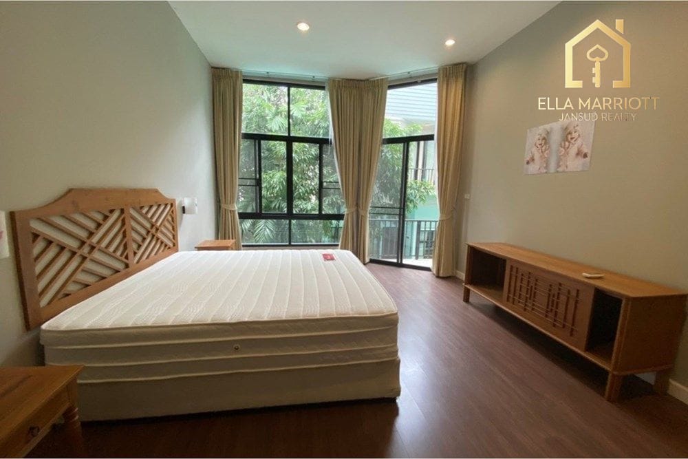Rent 130K | 350sqm 4BR Townhouse | Pet-Friendly | Sukhumvit 38 11
