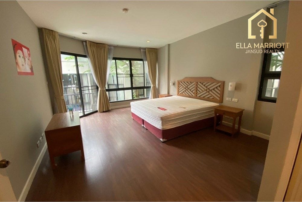 Rent 130K | 350sqm 4BR Townhouse | Pet-Friendly | Sukhumvit 38 5