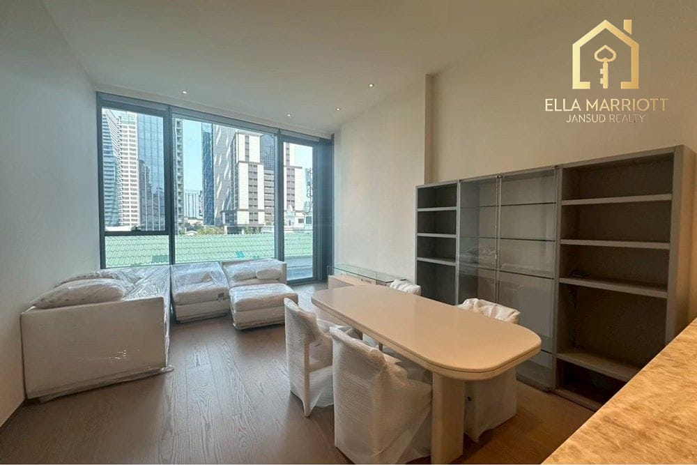 Rent 160K | SCOPE Langsuan | 83.61 sqm 1BR |  Luxury | Dog-Friendly 2