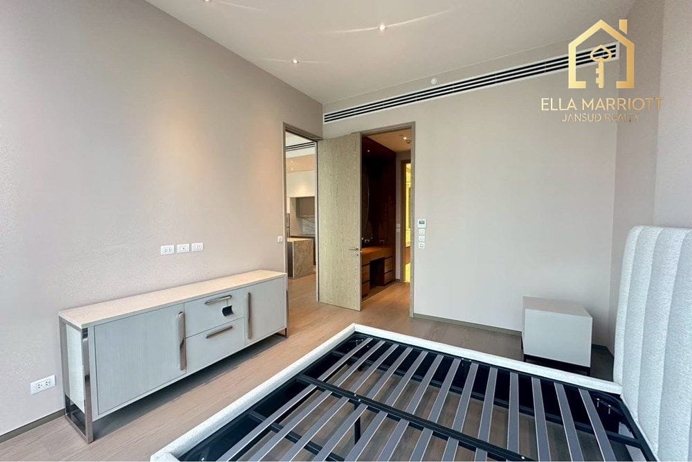 Rent 160K | SCOPE Langsuan | 83.61 sqm 1BR |  Luxury | Dog-Friendly 5