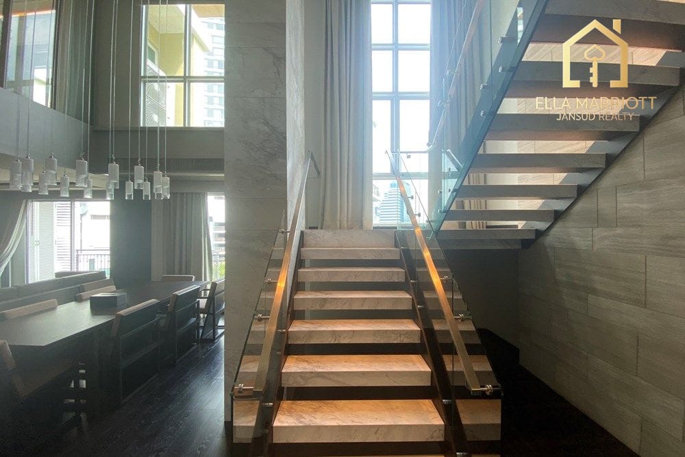 3-Bedroom Condo at The Crest Sukhumvit 24 — 9 min walk to BTS Phrom Phong 9