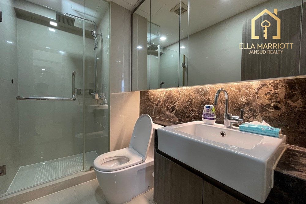 3-Bedroom Condo at Art @ Thonglor 25 13