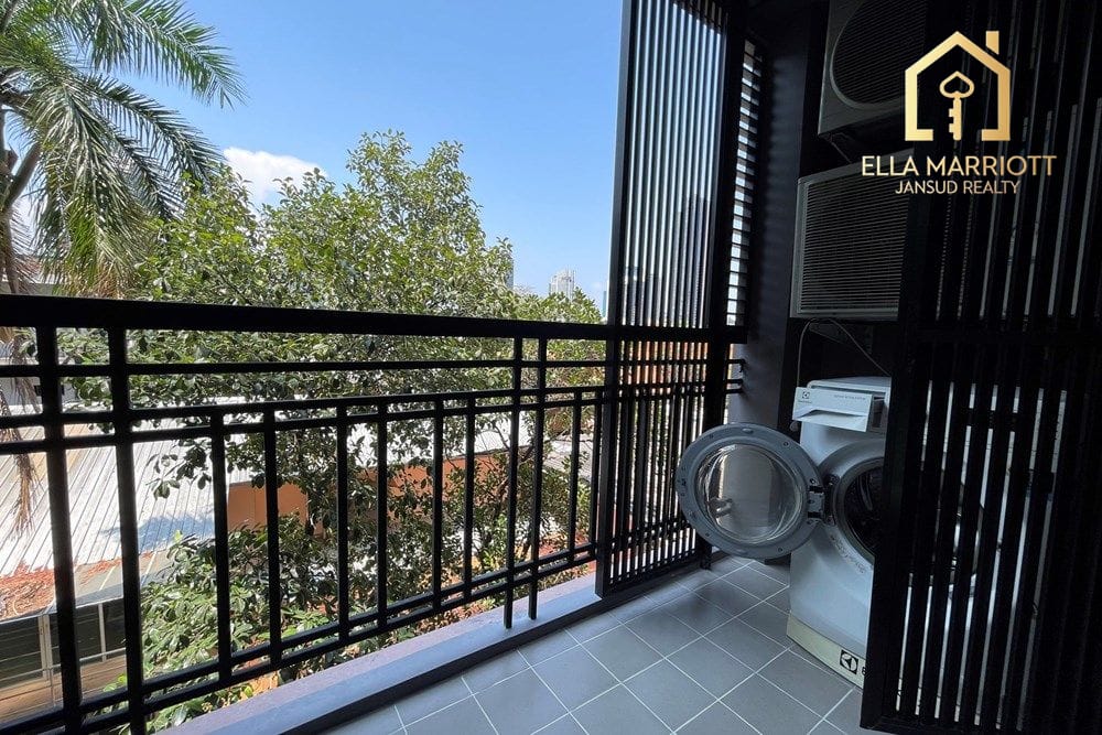 3-Bedroom Condo at Art @ Thonglor 25 14