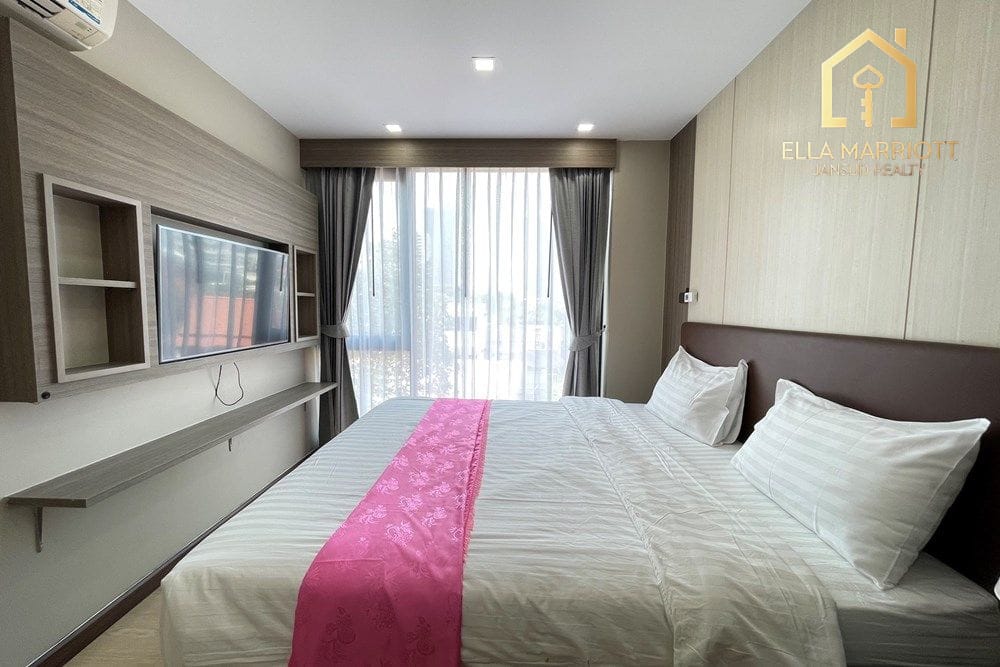 3-Bedroom Condo at Art @ Thonglor 25 9
